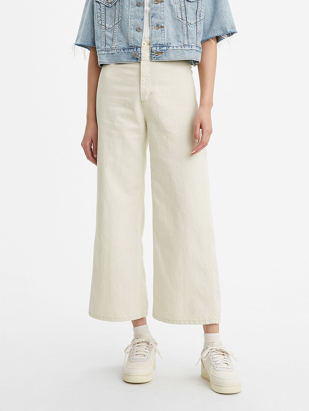 Levi’s® WellThread™ Ribcage Cropped Wide Leg Jeans