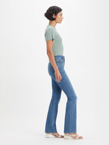 725 High-Rise Bootcut Jeans