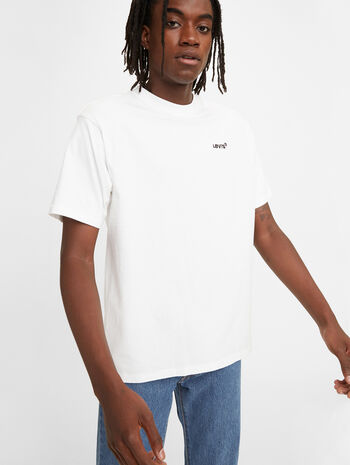 Red Tab™ Vintage T-shirt in White